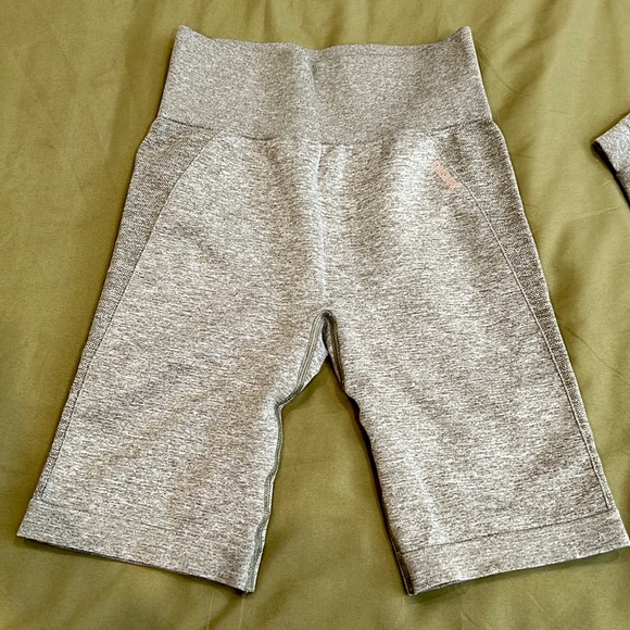 Bundle Gymshark biker shorts - Picture 1 of 6